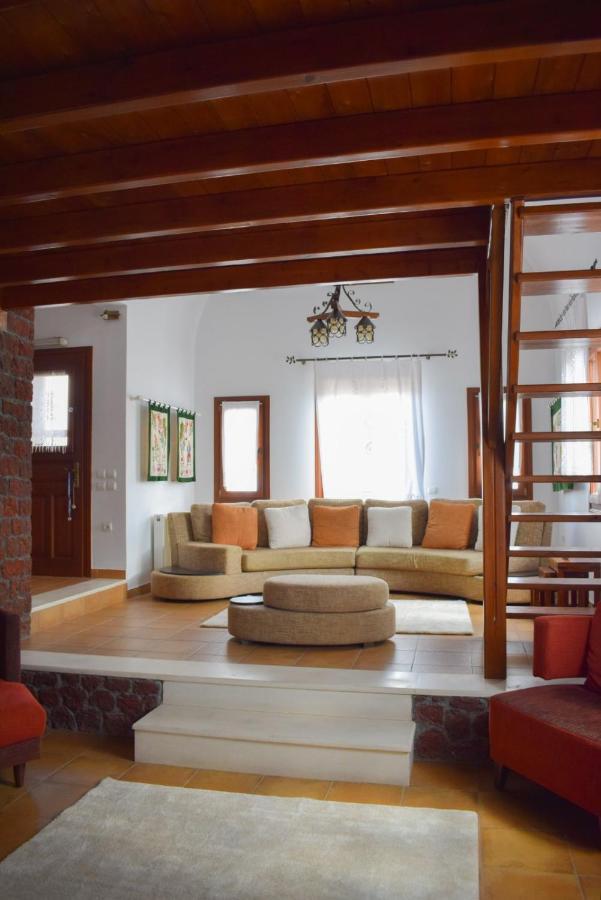 Sunshine House For 9, Cozy Set Up,Verandas, Sea View. Karterados  Exteriör bild