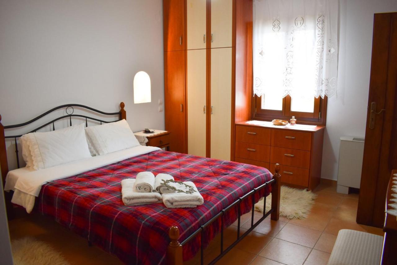 Sunshine House For 9, Cozy Set Up,Verandas, Sea View. Karterados  Exteriör bild
