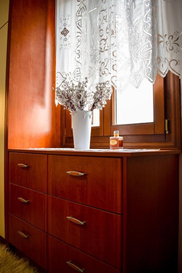 Sunshine House For 9, Cozy Set Up,Verandas, Sea View. Karterados  Exteriör bild