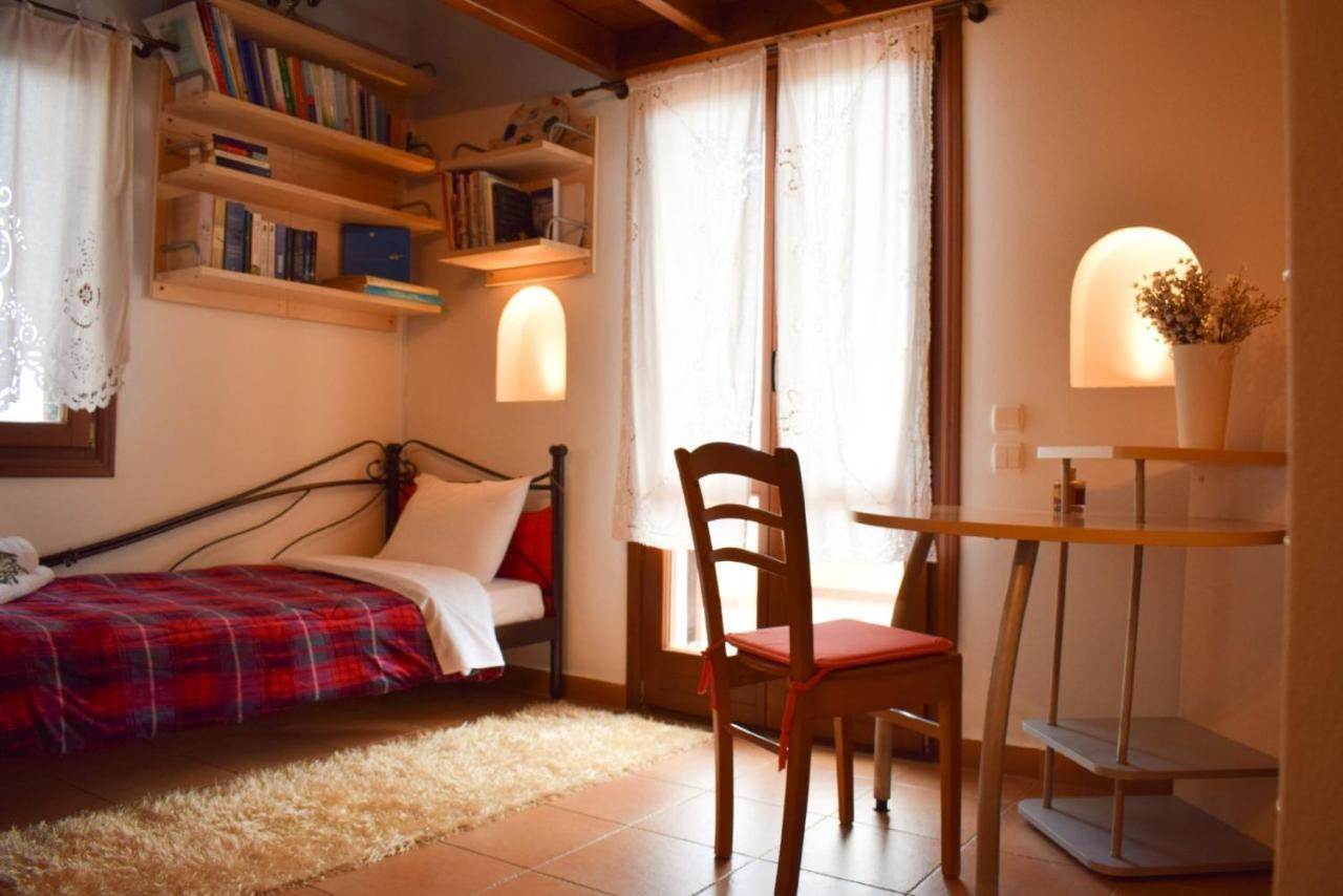 Sunshine House For 9, Cozy Set Up,Verandas, Sea View. Karterados  Exteriör bild