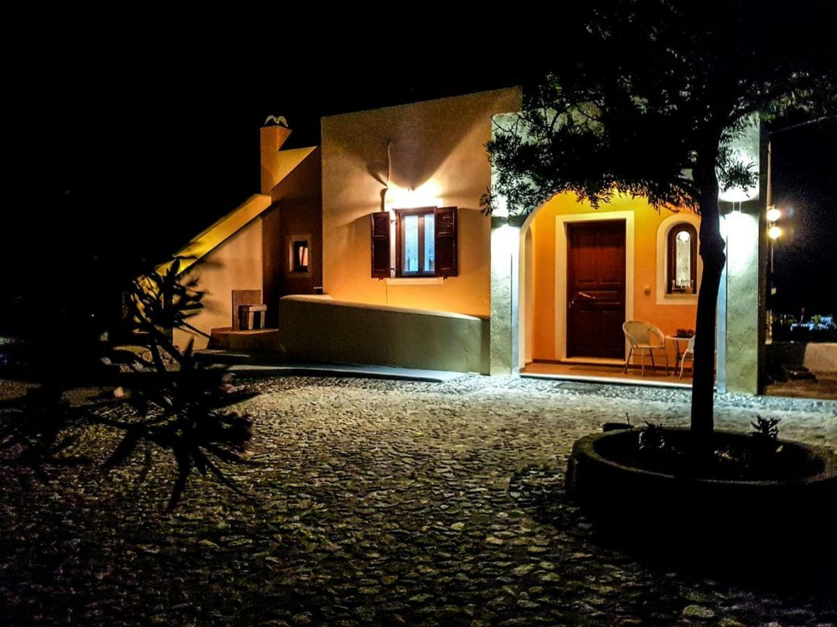 Sunshine House For 9, Cozy Set Up,Verandas, Sea View. Karterados  Exteriör bild