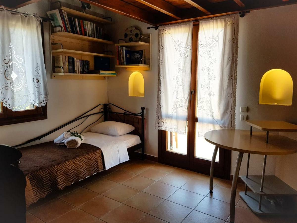 Sunshine House For 9, Cozy Set Up,Verandas, Sea View. Karterados  Exteriör bild