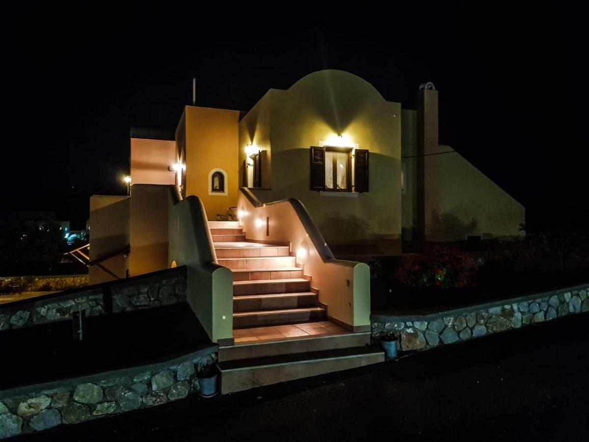Sunshine House For 9, Cozy Set Up,Verandas, Sea View. Karterados  Exteriör bild